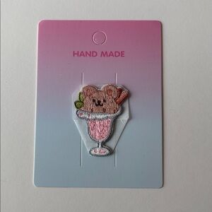 Rare 🍧🐻 Self-Adhesive/ 🧵 Sew-on Embroidery Patch 🐾